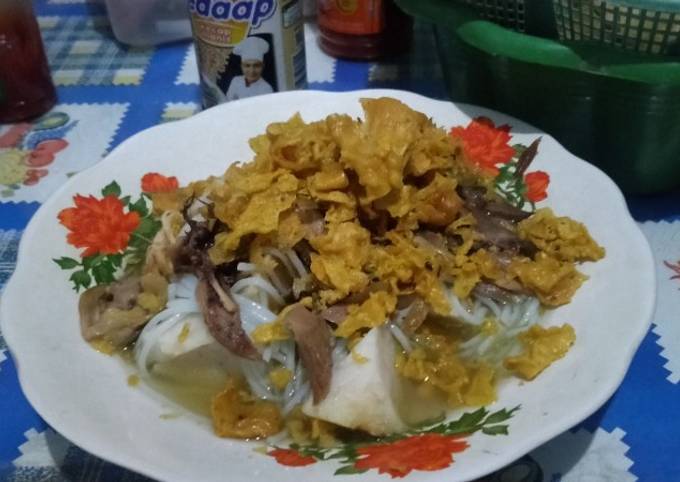 Soto ayam khas Pamekasan