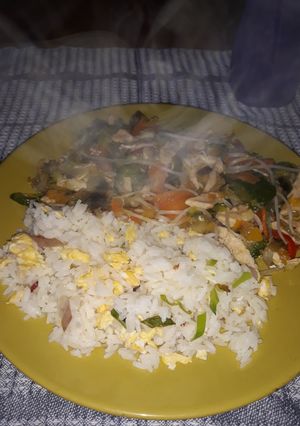 Una foto de Chop suey de pollo