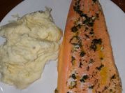 Una foto de trucha al horno
