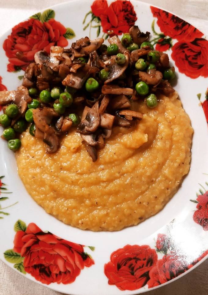 Сочевиця з грибочками та горошком