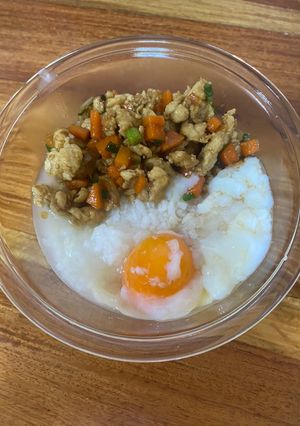 รูปของ ข้าวต้มอกไก่สับผัดกระเทียม