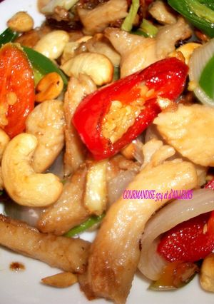 Une photo de Poulet Thaï Sauté aux Noix de Cajou