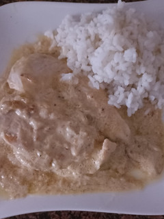 Una foto de Pechugas de pollo en salsa roquefort