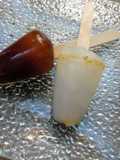 Pinitos helados de Fernet con cola y helados de Gancia (para mayores)