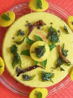 ढोकला (Dhokla recipe in Hindi) रेसिपी मुख्य फोटो
