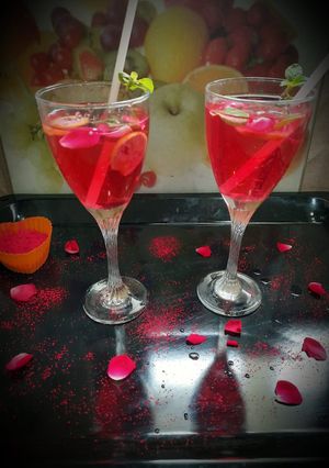 A picture of Rose Mojito.
