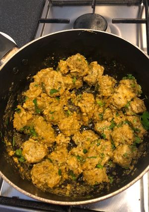 A picture of Indian dumplings (muthiya).