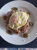 307. Tagliatelle con morcilla y huevo frito