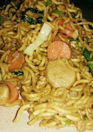 Foto resep Mie Goreng Bakso Sosis