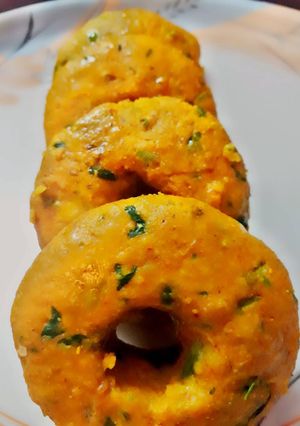 A picture of Rajasthani Makke Ke Dhokle.