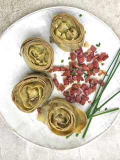 Una foto de Alcachofas con jamón fritas