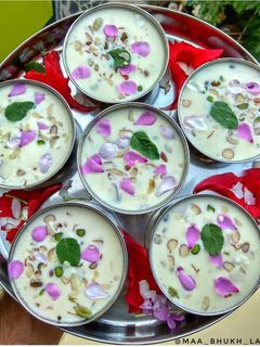 केसरीया शाही खीर (Kesariya shahi kheer recipe in hindi) रेसिपी मुख्य फोटो
