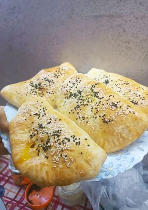 عکسی از دستور پیراشکی مرغ وقارچ