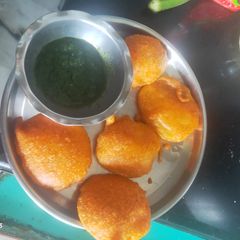 A picture of Crispy potato pakoda.