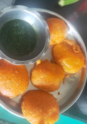 A picture of Crispy potato pakoda.
