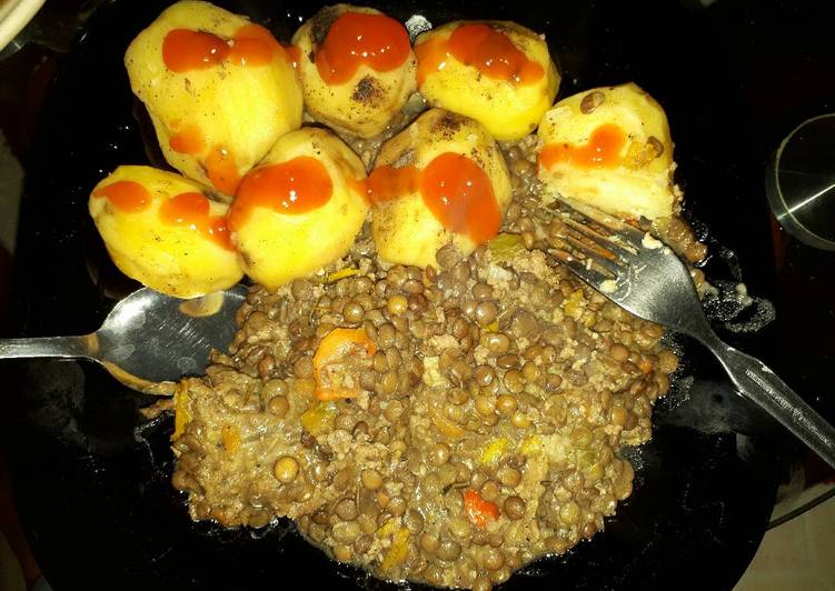 Roast potatoes served with lentils