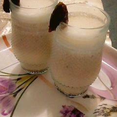 A picture of Dates shake.