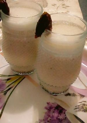 A picture of Dates shake.