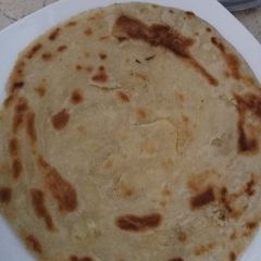 A picture of Lachey wala paratha.