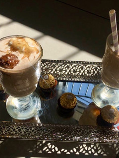 A picture of Ferraro Milkshake.