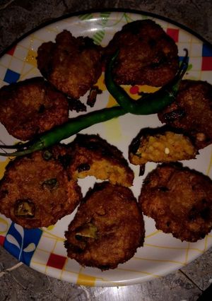 पके हुए चावल की टिकिया(pake huey chawal ki tikiya recipe in hindi) रेसिपी मुख्य फोटो