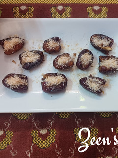 A picture of Dates and Dessicated Coconut.