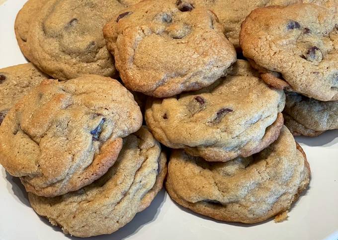 Recipe of Perfect Toll House Chocolate Chip Cookies - No nuts