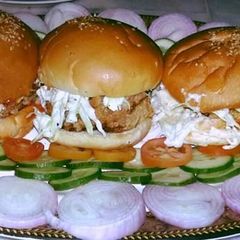 A picture of Zinger burger #Ramdankitayari.