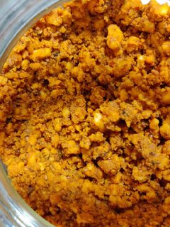 A picture of Dry peanut chutney.