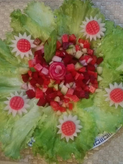 A picture of Raw diet salad.