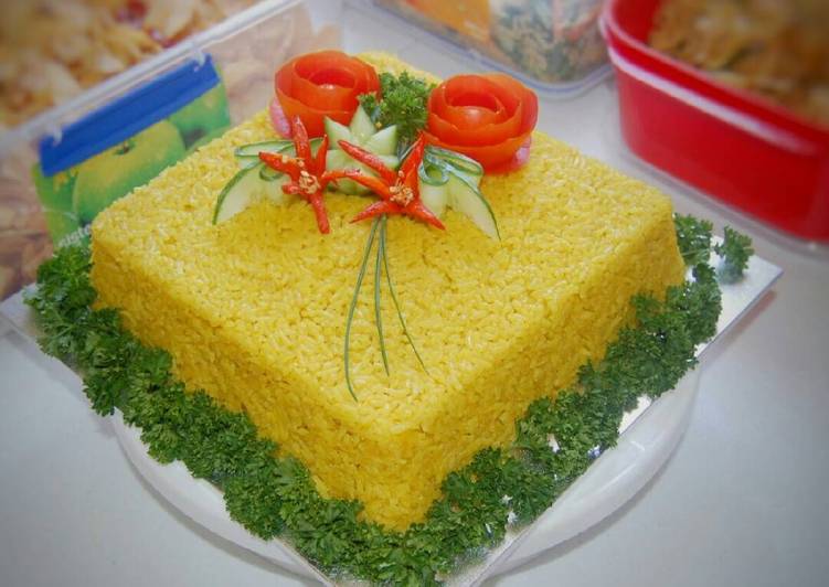 Nasi Kuning Pulen