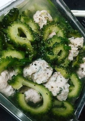 Hình của món Canh khổ qua cá thác lát.