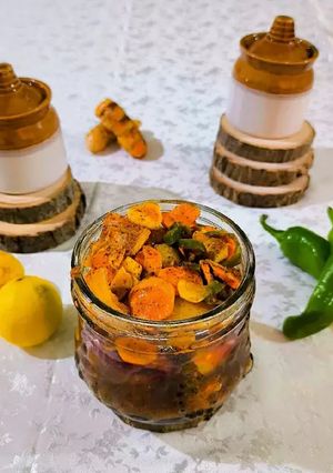 A picture of Galangal Lemon Pickle.