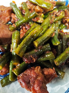 Una foto de Cerdo en adobo estilo filipino