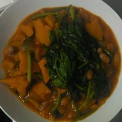 A picture of Porridge pumpkins with cocktail beans and vegetables.