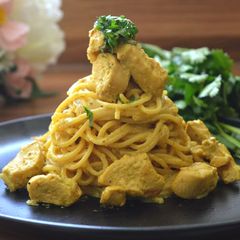 A picture of Chicken Curry Spaghetti.