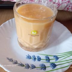 Muskmelon lassi A picture of Muskmelon lassi.