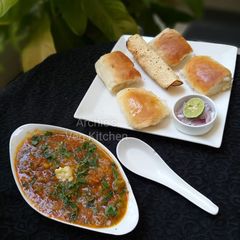 A picture of Pav bhaji.