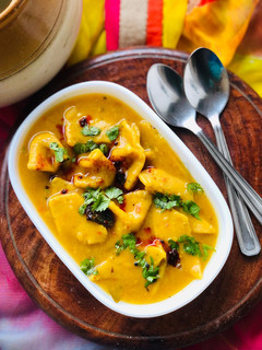 दाल ढोकली (Dal Dhokli recipe in Hindi) रेसिपी मुख्य फोटो