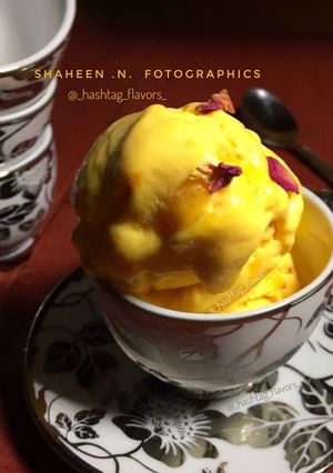 A picture of Aamras icecream.