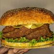 Óriás csirkeburger