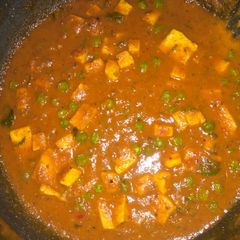 A picture of Panner mutter masala.