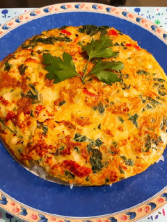 Una foto de Tortilla de Verduras con Pollo