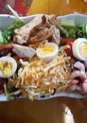 A picture of Kara's Kobb Salad.