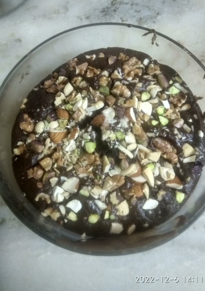 ચોકલેટ બ્રાઉની (Chocolate Brownie Recipe In Gujarati) રેસીપી મુખ્ય ફોટો