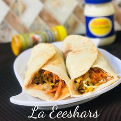 A picture of Chicken shawarma.