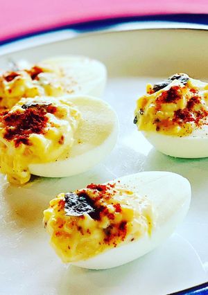 A picture of Devilled eggs with Nori.