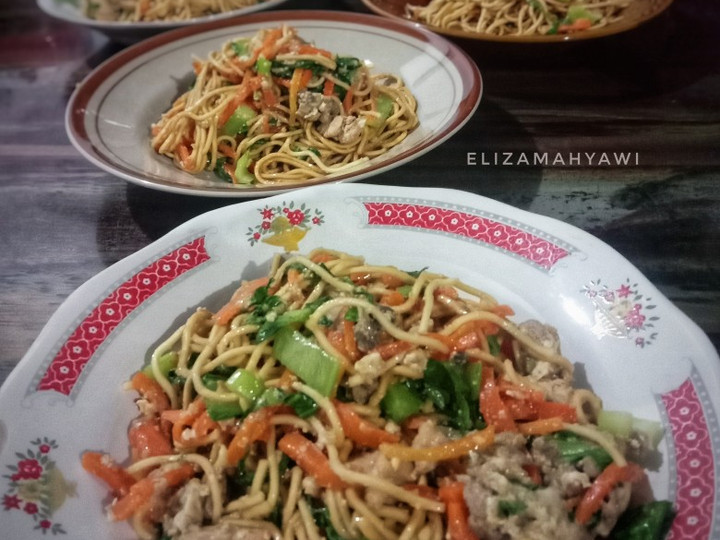 Yuk intip, Resep buat Mie goreng sayuran nyemek  gurih