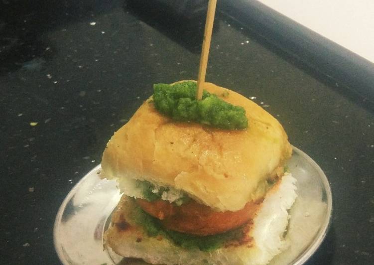 Mumbai Style Vada Pav