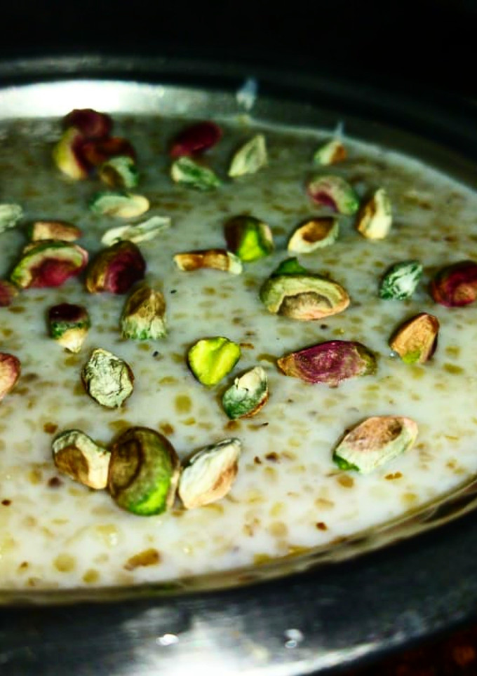 दूध की मीठी दलिया (doodh ki meethi daliya recipe in Hindi) रेसिपी मुख्य फोटो